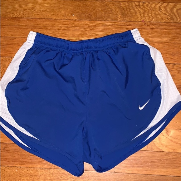 Nike Athletic Shorts - Picture 1 of 1